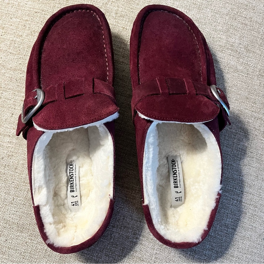 New! Birkenstock Size 41-N Buckley Shearling Maroon Clogs Suede Mules. Comfort.